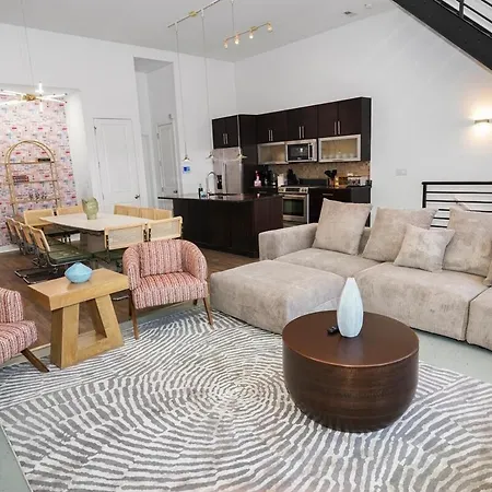 Huge 5br Heart Of Fulton Market Duplex Of Dreams Apartment Chicago