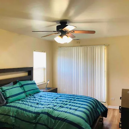 Apartment Spacious 2br Near Univ Of Away From