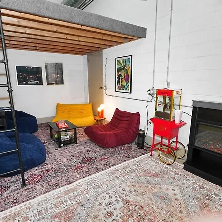 Huge 5br Heart Of Fulton Market Duplex Of Dreams *