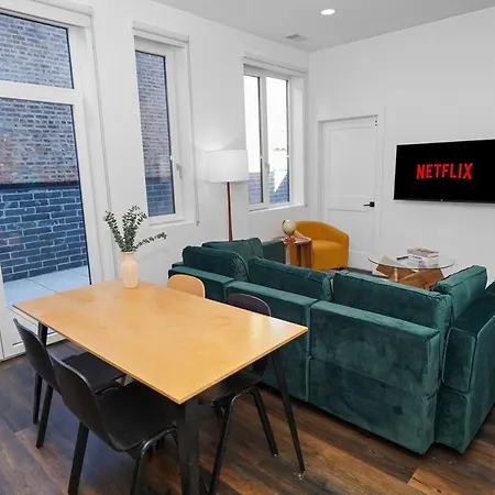 Apartment 4br South Loop With Rooftop And Gym Near Mccormick Place *