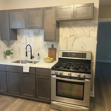 Retreat Apartment *