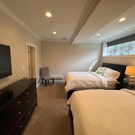 The Sono Bed & Breakfast Chicago