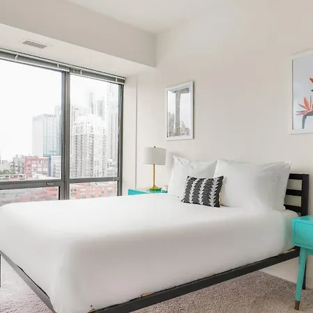 Kasa South Loop Aparthotel 4*