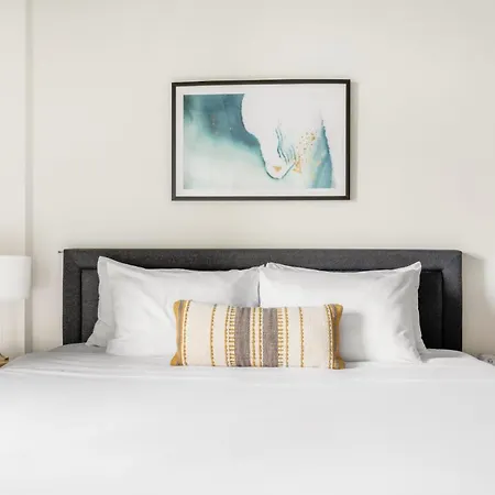 Aparthotel Kasa South Loop