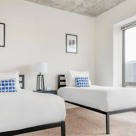 Kasa South Loop Aparthotel 4*
