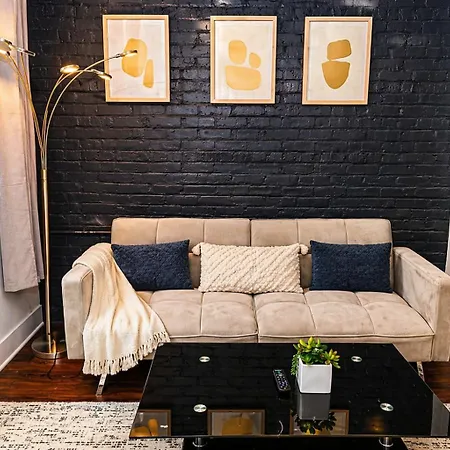 Apartment Mccormick Place: Modern 420-friendly Gem On Michigan Avenue Chicago