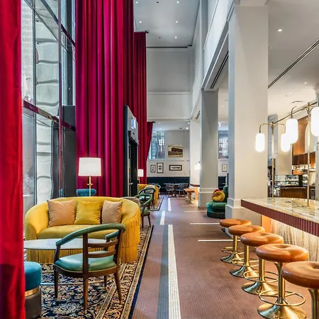 Hilton Garden Inn- Loop 3*