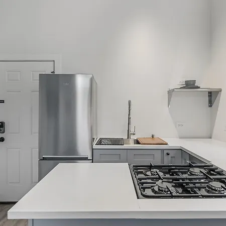 Hotel The Neighborhood - Lincoln Park 501 - Three Bedroom Penthouse Chicago