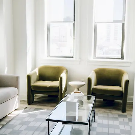 Hotel The Neighborhood - Lincoln Park 501 - Three Bedroom Penthouse