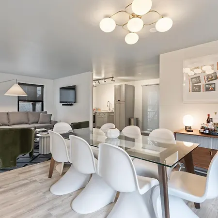 Hotel The Neighborhood - Lincoln Park 501 - Three Bedroom Penthouse