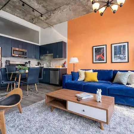 Cozy 2br South Loop With Optional Parking And Gym Near Mccormick Place, Public Transit & Hotspots Apartment