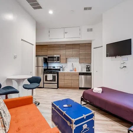 Second Floor By 747 Lofts *