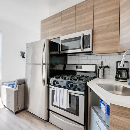 Second Floor By 747 Lofts Chicago