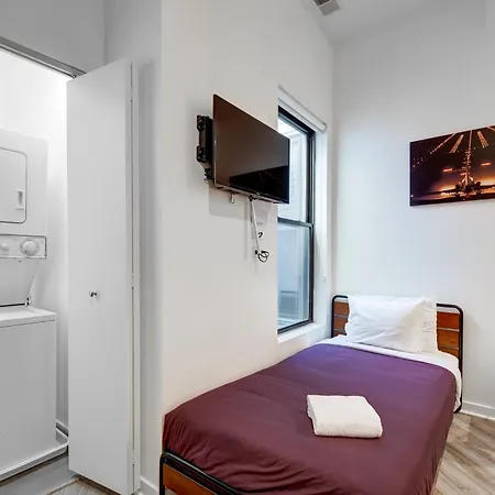 Hotel Second Floor By 747 Lofts Chicago