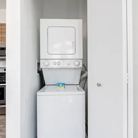 747 Lofts By Redawning - River West, Second Floor * Chicago