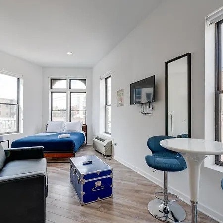 Hotel 747 Lofts By Redawning - River West, Second Floor *
