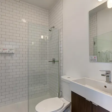 Ground Floor In By 747 Lofts * Chicago