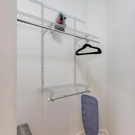 Ground Floor In By 747 Lofts * Chicago