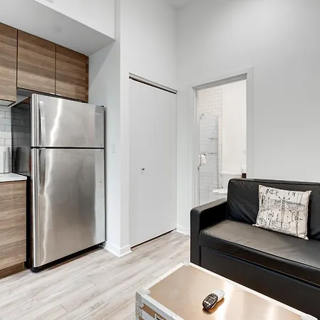 Hotel 747 Lofts By Redawning - River West, Third Floor