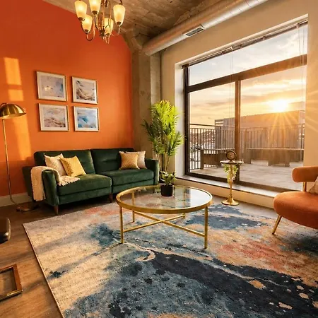 Modern South Loop 2br With View Of Skyline Patio And Gym Access Near Mccormick Place Convention Center & Museum Campus Apartment