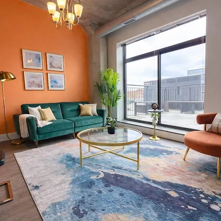 Modern South Loop 2br With View Of Skyline Patio And Gym Access Near Mccormick Place Convention Center & Museum Campus *