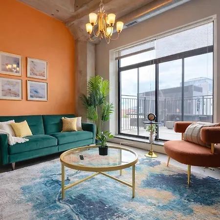 Apartment Modern South Loop 2br With View Of Skyline Patio And Gym Access Near Mccormick Place Convention Center & Museum Campus *