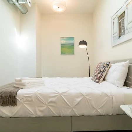 Stylish Cozy 3br 420 Friendly With Gym Near Mccormick Place, Grant Park And Soldier Field *