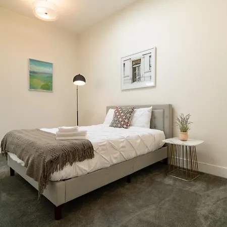 Stylish Cozy 3br 420 Friendly With Gym Near Mccormick Place, Grant Park And Soldier Field Apartment Chicago