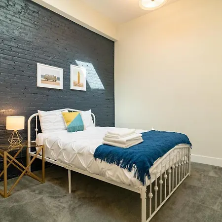 Stylish Cozy 3br 420 Friendly With Gym Near Mccormick Place, Grant Park And Soldier Field