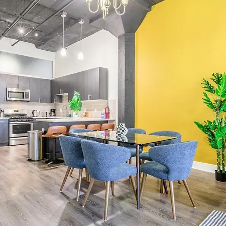 Cozy 3br Living In South Loop Near Mccormick Place, Soldier Field & Lakefront Chicago