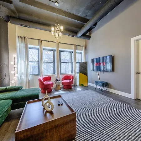 Cozy 3br Living In South Loop Near Mccormick Place, Soldier Field & Lakefront Apartment *