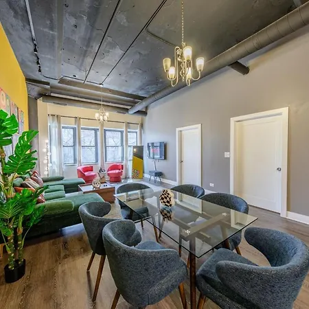 Cozy 3br Living In South Loop Near Mccormick Place, Soldier Field & Lakefront Chicago