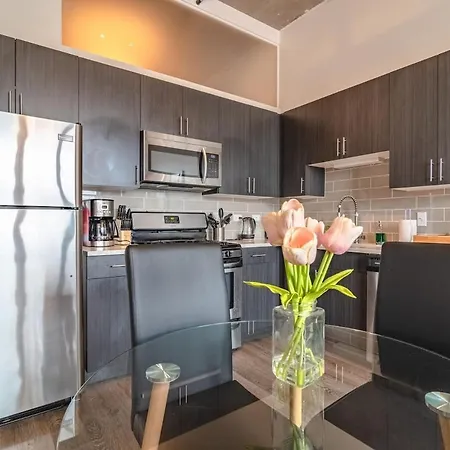 Apartment Skyline 2br In South Loop With Optional Parking & Gym Access Near Museum Campus And Mccormick Place *