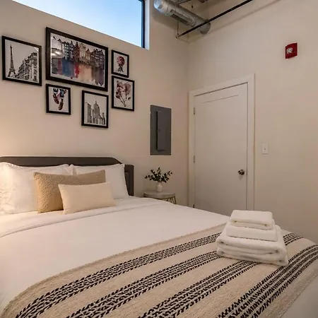 Skyline 2br In South Loop With Optional Parking & Gym Access Near Museum Campus And Mccormick Place * Chicago