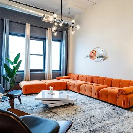 Luxury 6br Loft Perfect For 12 Guests With Skyline Views, Optional Parking And Gym Access Near Mccormick Place And Soldier Field Apartment *