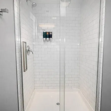 Apartment Cozy 3br Garden Near Loyola & Downtown *