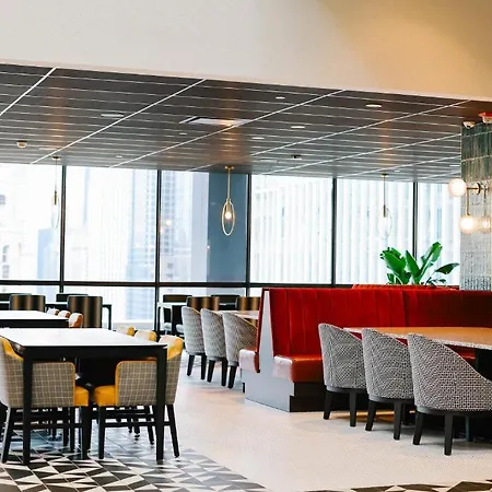 Voco Downtown - Riverwalk By Ihg Hotel