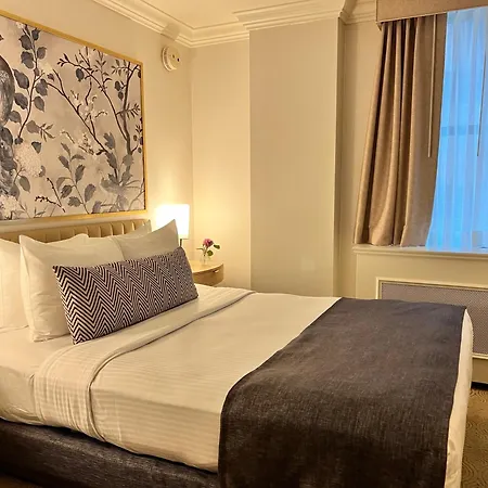 Warwick Allerton 4*