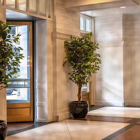 Hotel Warwick Allerton 4*