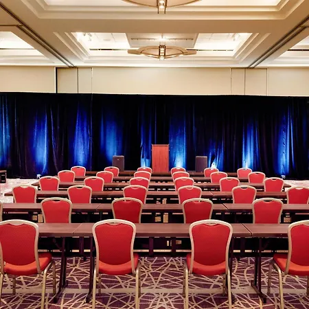 Embassy By Hilton Downtown Magnificent Mile 4* Chicago