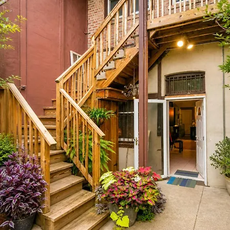 House 5863- Chicago's Premier 4*