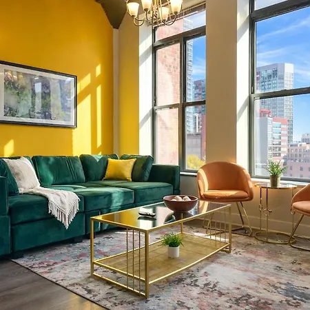 Spacious 2br Vacation With View, Optional Parking And Gym Near Mccormick Place & Downtown Attractions Apartment