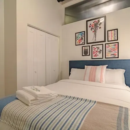 Ideal 3br Business Or Leisure In Fully Stocked Kitchen & Fast Internet With Optional Parking Near Soldier Field, Grant Park & Mccormick Place * Chicago