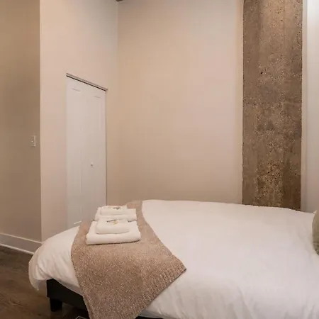 Apartment Mccormick Place Amazing 2br With View And Optional Parking For Up To 8 Guests Near Soldier Field And Lakefront Trail