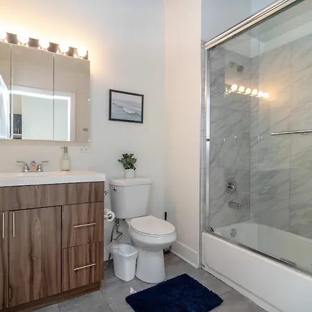 Mccormick Place Amazing 2br With View And Optional Parking For Up To 8 Guests Near Soldier Field And Lakefront Trail Apartment Chicago