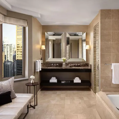 Hotel Fairmont Millennium Park 4*