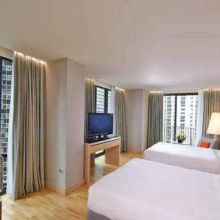 Radisson Blu Aqua Hotel, Hotel Chicago