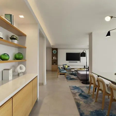 Swissotel Hotel 4*