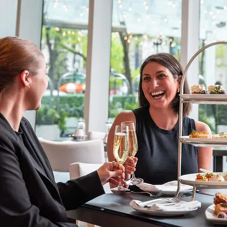 Sofitel Magnificent Mile Hotel 5*