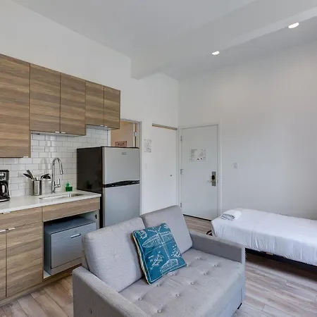 Ground Floor In By 747 Lofts Hotel